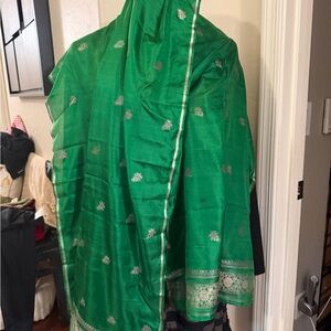 Vintage 100% silk handmade wrap scarve India